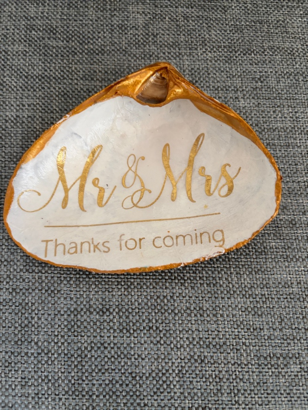 Mr & Mrs Gold Script Shell Wedding Favor Dish